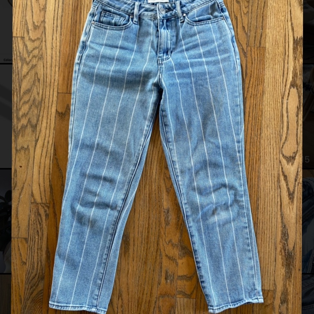 Pacsun Mom Jeans size 25 pinstripe window pane jeans